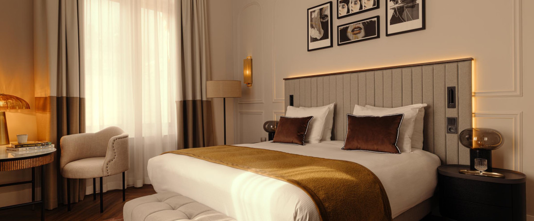 Deluxe Room 1 King Bed